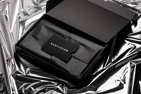 Santicler Woman Owned Knitwear Label On Behance In 2021 Clothing Packaging Jewelry Packaging Design Luxury Packaging Design