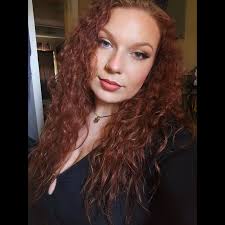 Laci Mullins (@spacieelacii) • Instagram photos and videos