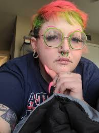 Heidi Waldrip's Instagram, Twitter & Facebook