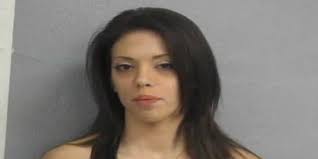 Prosecutors: Woman in stabbing has history of assaults