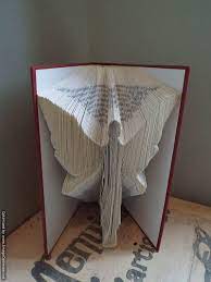 Einmal herunterladen ihnen brauchen sie ziehen sie den ordner heraus. Book Folding Pattern Of An Angel Book Folding Patterns Book Folding Book Art Sculptures