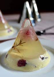 Japanese Desserts Are Some Of The Prettiest Things On Earth Desserts Japanese Dessert Japanese Sweets