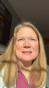 Barb Lathrop's Instagram, Twitter & Facebook