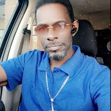 My name is linnie gibson.I'm 54 born in 1971 today 🎂☺️ happy birthday to  me I guess 🤗 Where are you? I'll drive to you, I'm serious!Where you from?