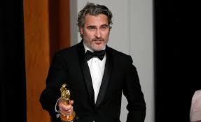A list of films that won the academy awards oscar for best motion picture of the year. Joaquin Phoenix Wins Best Actor Oscar For Joker Reuters