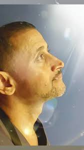 Te Tenía En Un Altar