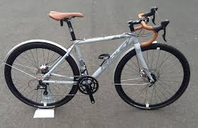 The All New Ridley X Bow Allroad A Ridley X Bow Designed To Be A Commuter Winter Trainer And General Workhorse Now Where Did Bow Design Winter Training Bike