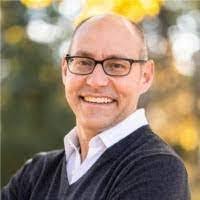 Ken Sandmann's Instagram, Twitter & Facebook