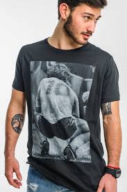 Color blanco y azul francia. Remera De Diego Armando Maradona