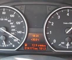 فيديو أقوى تسارعات السيارات في العالم تحتاج إلى عداد سرعة آخر Vehicle Gauge Vehicles