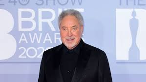 Tom jones endlessy (a minute of your time 2019). Sir Tom Jones I Ve Had The Covid Vaccine