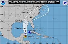 Rafagas de viento con fuerza de tormenta tropical aun son. Aviso De Ciclon Tropical No 3 Se Forma La Tormenta Tropical Michael Y Se Acerca Al Canal De Yucatan