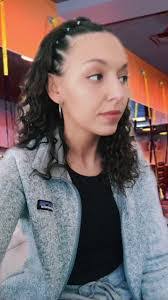 Aida Lynn's Instagram, Twitter & Facebook