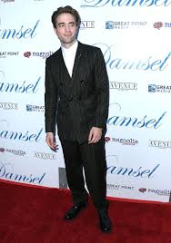 Pattinson is set to inherit the batsuit and all that goes along with bruce wayne's iconic backstory beside a cast that also includes zoë kravitz, paul dano, colin farrell, andy serkis, jayme lawson. Robert Pattinson Upgraded The Classic Black Suit Esquire Middle East