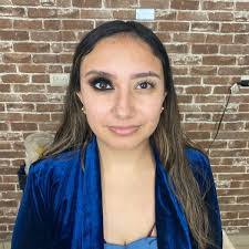 Deborah Valencia's Instagram, Twitter & Facebook