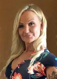 Clara Travis's Instagram, Twitter & Facebook