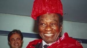 Exposição em São Paulo relembra vida e obra de Milton Santos