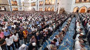 Korona nedeniyle bayram namazı camide kılınacak mı? T6lnbzm Grqd6m