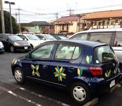 Probably the best way to use my phone. Toyota Owner Goes Crazy With New Driver Marks Earns A Little Extra Lane Space On The Road Soranews24 Japan News