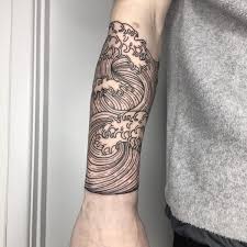 Not only do they easily adjust to every part of the body, they are also one of the most soothing tattoos to look at. 60 Unique Wave Tattoo Designs To Get Inspired Artistic Haven