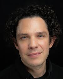 Victor Salinas (@vicsalar) • Instagram photos and videos