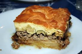 L'originale ricetta della moussaka assomiglia un po' alla nostra lasagna per la presenza del ragù e della besciamella ma non vi sono strati di pasta bensì di melanzane e … Moussaka Significato E Sinonimi Di Moussaka Nel Dizionario Tedesco