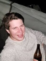 Angus Craig's Instagram, Twitter & Facebook