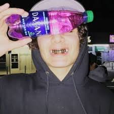 Stream Leland Bishop music