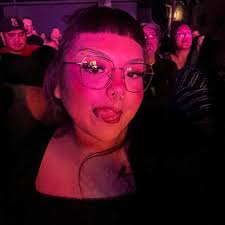 I have 3 strollers needing to get rid of, a pivot, 2 umbrella strollers 20$  each