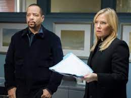 This series follows the special victims unit, a specially trained squad of detectives in the n.y.p.d., who investigate sexually related crimes. Law Order Svu Season 19 Episode 10 Review Pathological Tv Fanatic