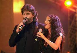 Die alben des musikers wurden bereits mehr als 85 millionen mal verkauft. Andrea Bocelli Und Sarah Brightman Foto Imago