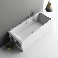 Freistehende badewanne aus corian aquarius planit. Freistehende Badewanne Aquarius Planit Modern Mit Integriertem Stauraum Corian
