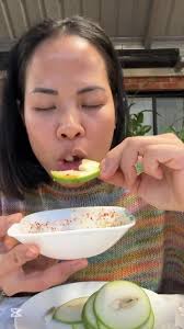 ញាំស្វាយខ្ចីជ្រលក់ជាមួយទឹកត្រីម្ទេស😋 សុំទាំងយប់ ម្ដង #reelsviralシfb  #កូនខ្មែរអូស្រ្តាលី #khmeraustralia #reelschallengereelschallenge  #reelsviralシ Part 3