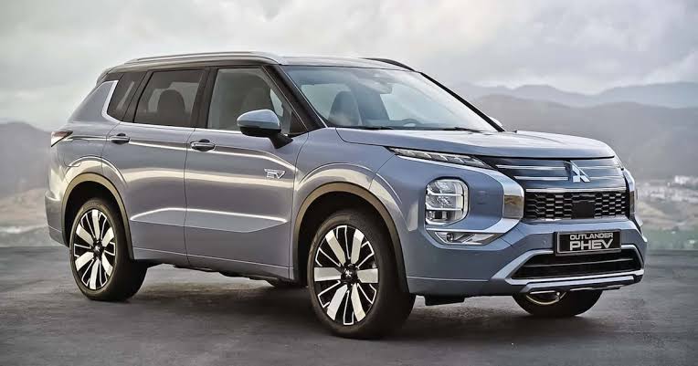 Veja os preços e versões oficiais do Outlander PHEV – Noticias R7