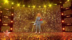 Românii au talent este o emisiune difuzata de pro tv în prime time, la ora 20.30. Romanii Au Talent Golden Buzz Andra Facebook