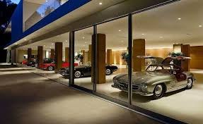 Is This The World S Most Minimalist House Ever Designed Luxury Garage House Design Home