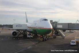 Aircraft propeller boeing 747 400 turkish airlines shots action logos vehicles group action a logo. Riding On The Upper Deck Of An Eva Air Boeing 747 In Economy Class Airlinereporter Airlinereporter