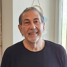 Shawn Hatosy, Katherine LaNasa and Noah Wyle pose with the Breakthrough  Drama Series award for “The Pitt” during the 2025 Gotham Television Awards  at Cipriani Wall Street