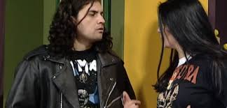 Otro dato freak es que para el papel de dj billy, que encarnó el actor juan pablo sáez, había audicionado el animador josé miguel viñuela, pero no. El Exitoso Presente Del Rockero Killer De Adrenalina Triunfa Como Dramaturgo En Eeuu Tv Y Espectaculo Biobiochile
