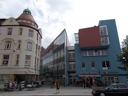 Jena Alte Und Moderne Architektur Nebeneinander Moderne Gebaude Moderne Architektur Architektur
