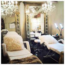 Soooooo Cozy Chic Our Boom Boom Lash Brow Room Xoxo Www Eyecandylashes Com Salon Interior Design Studio Decor Salon Suite Decor