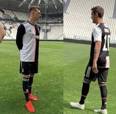 Personalize and buy on juventus official online store. New Juventus Home Kit For 2019 20 Season Breaks 116 Years Of Tradition Mirror Online