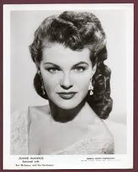 Jeanne Mcmanus's Instagram, Twitter & Facebook