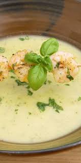 Zucchini Suppe Mit Garnelenspiess Rezept Garnelenspiesse Lebensmittel Essen Zucchinisuppe