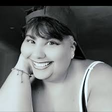 Elizabeth Chacon (@venesweet) • Instagram photos and videos