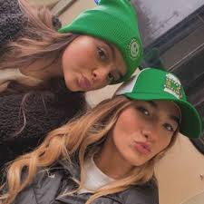 Hi! I'm Ella Stevens and I'm from Elk Grove Village Illinois. UK is one of  my top choices and I plan to major in Marketing. Looking to meet new  people, and potential