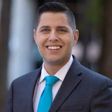 Larry Avila (@LarryAvila)