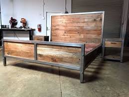 Ca93a6cab6296545d8a6ca0cb01be07c Industrial Bed Frame Reclaimed Wood Bed Frame Jpg 570 428 Wood Bedroom Sets Bedroom Design Diy Reclaimed Wood Bedroom Set