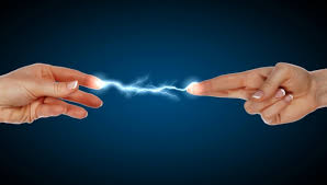 Décharge électrique cette page d'homonymie répertorie les différents sujets et articles partageant un même nom. Pourquoi Subit On Des Petits Chocs Electriques Quand On Touche A Certains Objets Certains Jours Quebec Science