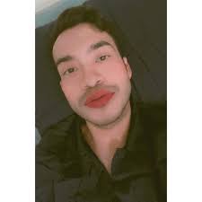 Tenemos la mala costumbre de no apreciar lo que en verdad importa y solo  entonces te das cuenta de cuántas cosas hay que sobran. 📄